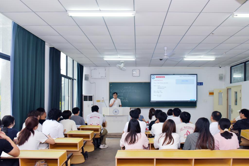 校虎博搜索官网平台介绍副书记