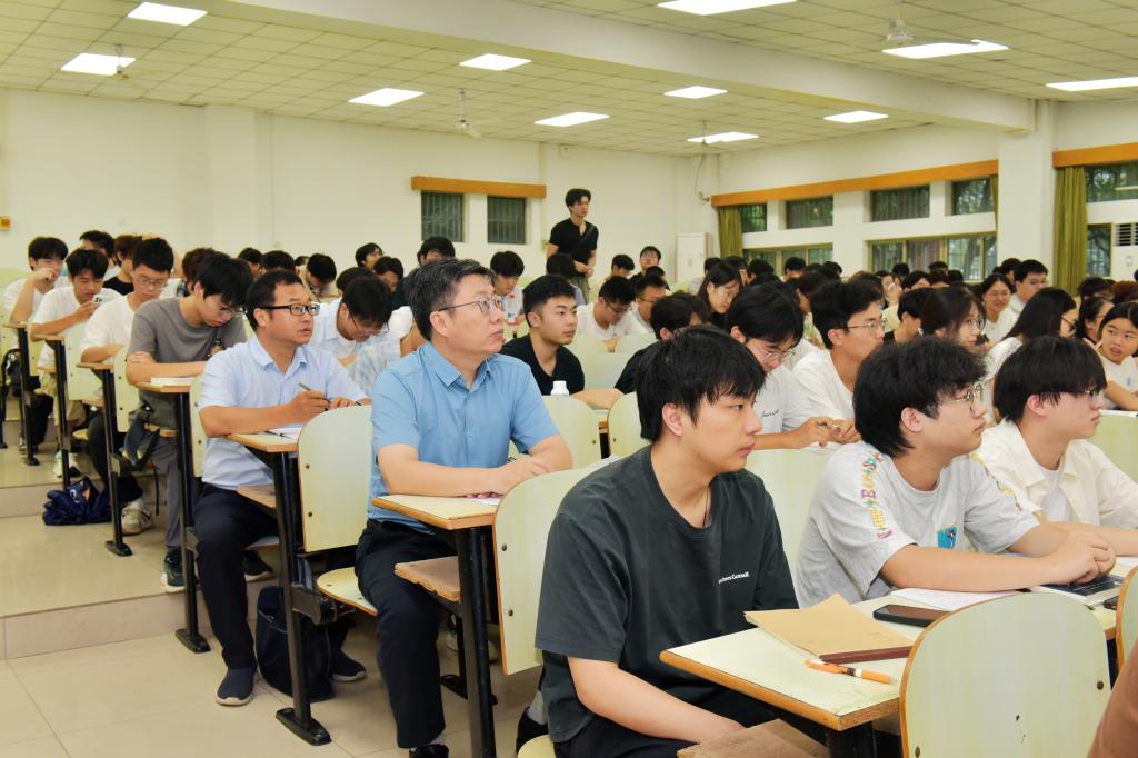8月31日上午